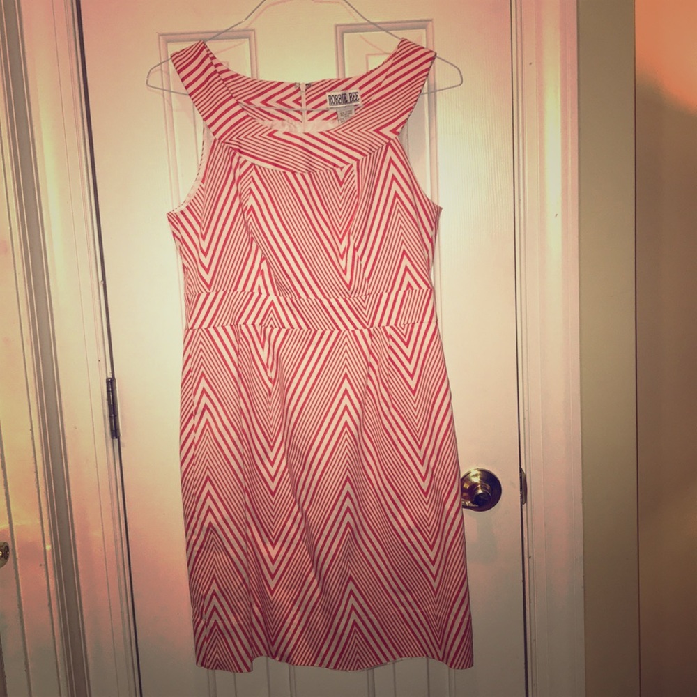 Amazing women’s Robbie Bee dress. Size:6
